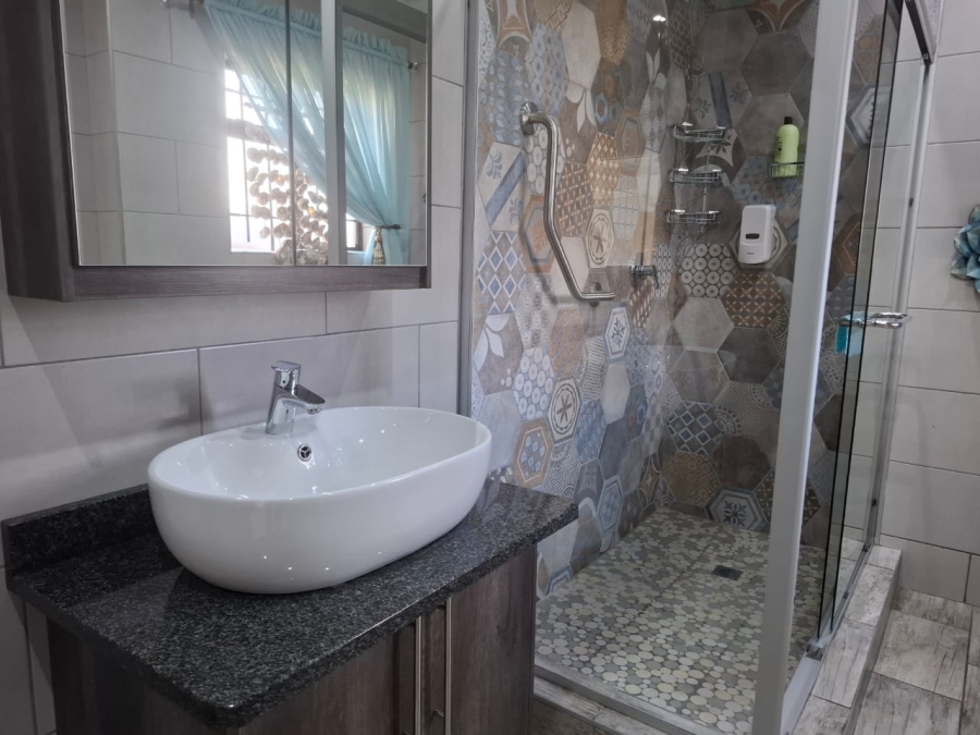 4 Bedroom Property for Sale in Park West Free State